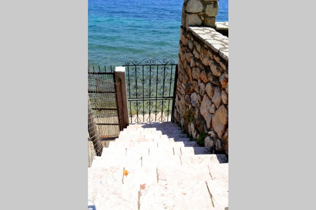 Villa Violeta Lefkada Nydri Eksteriør billede